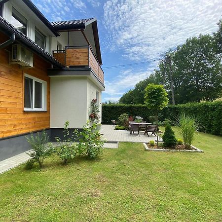 Apartamenty Fredry Lesko Exteriör bild