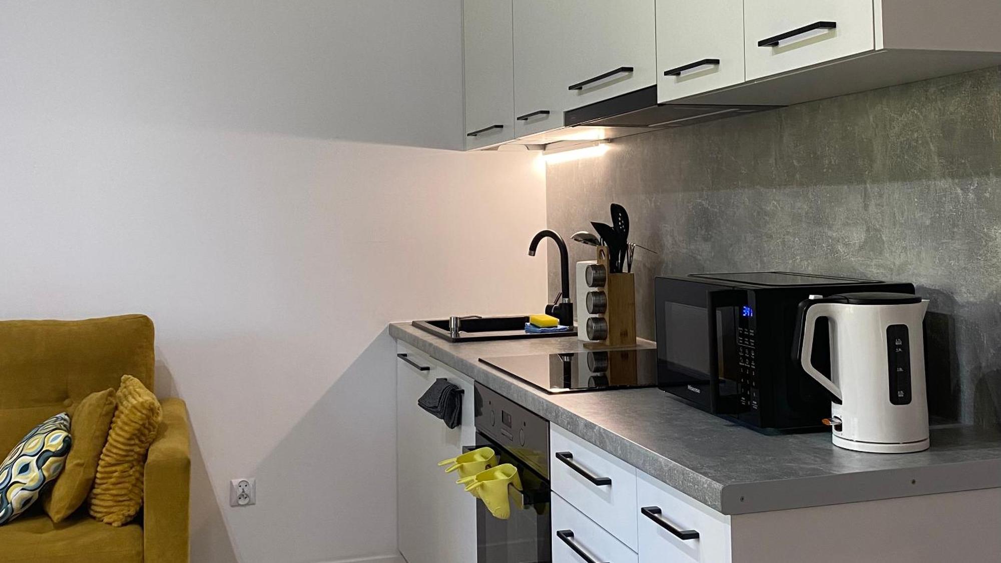 Apartamenty Fredry Lesko Exteriör bild