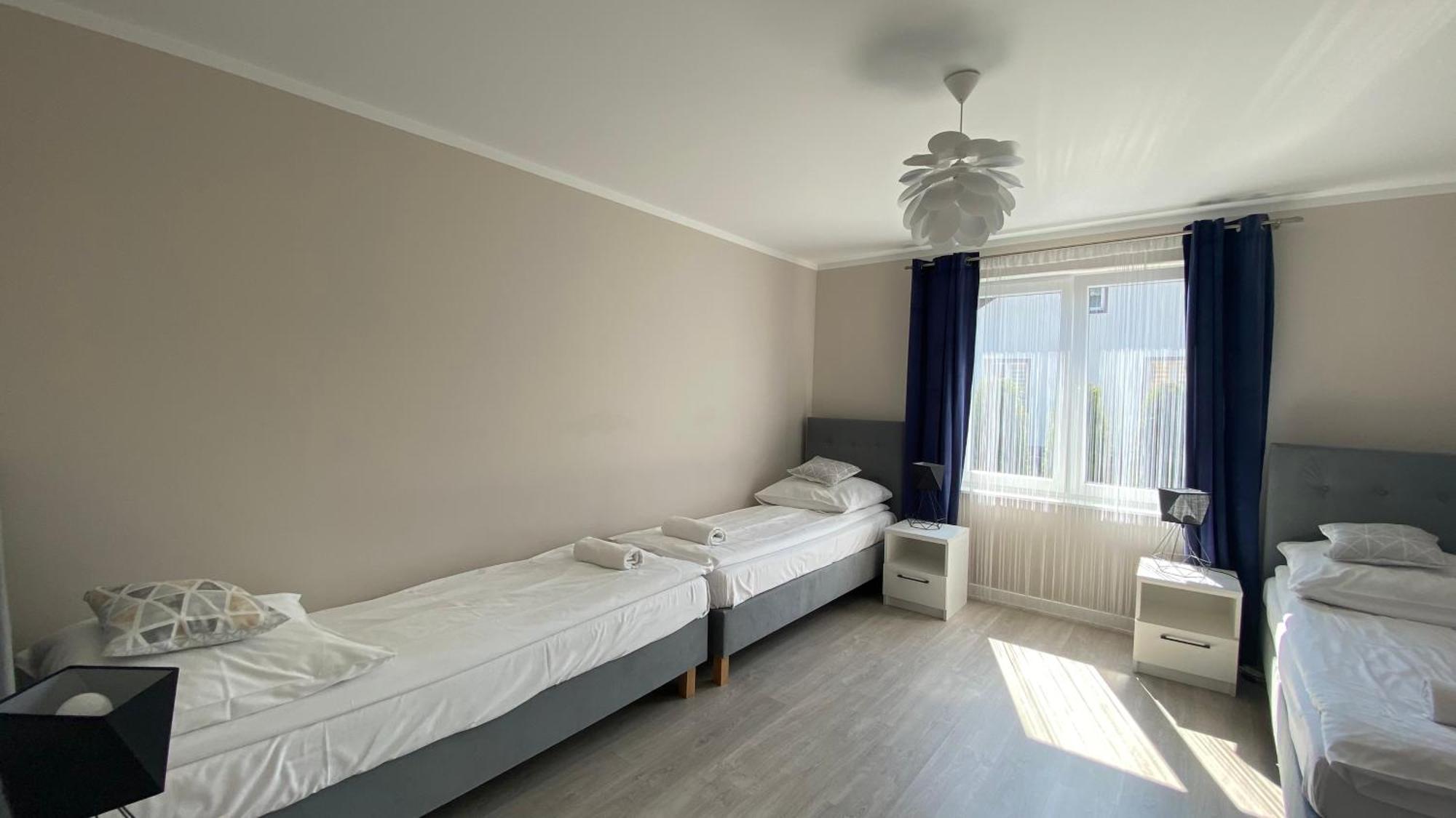 Apartamenty Fredry Lesko Exteriör bild